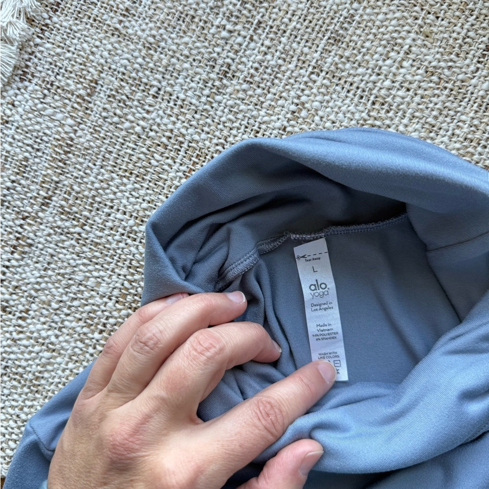 ALO Yoga Light Blue-Grey Turtleneck Top - Picture 5 of 5